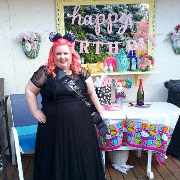 🦄Welcome to my closet!🦄 - Picture 5 of 7